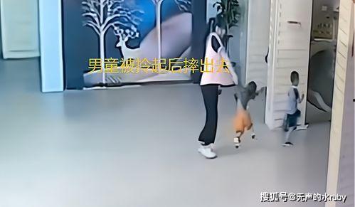 于小光父母资料照片,温馨家庭照背后的感人故事
